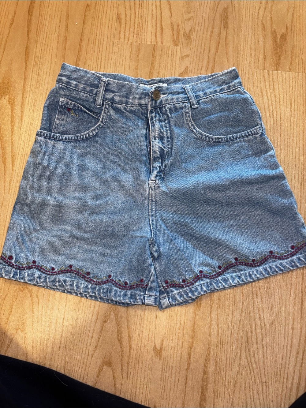 Embroidered Light Wash Denim Shorts - Blue with Burgundy Detail